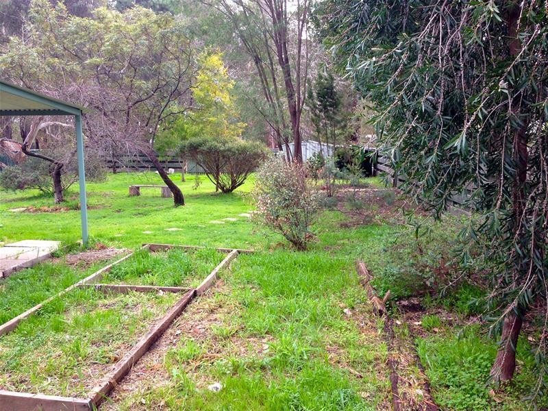 15 Banksiadale Road, Dwellingup WA 6213