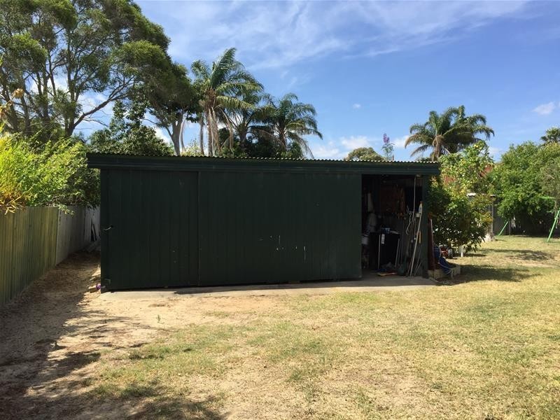 4 Grevillea Place, Pinjarra WA 6208