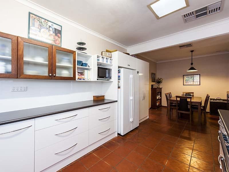 5 Congdon Avenue, Pinjarra WA 6208