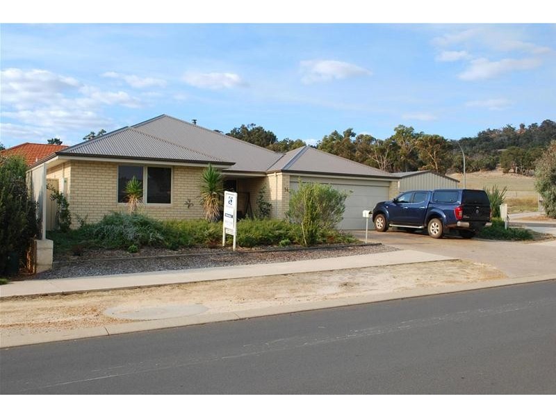 14 Forrest Street, Boddington WA 6390