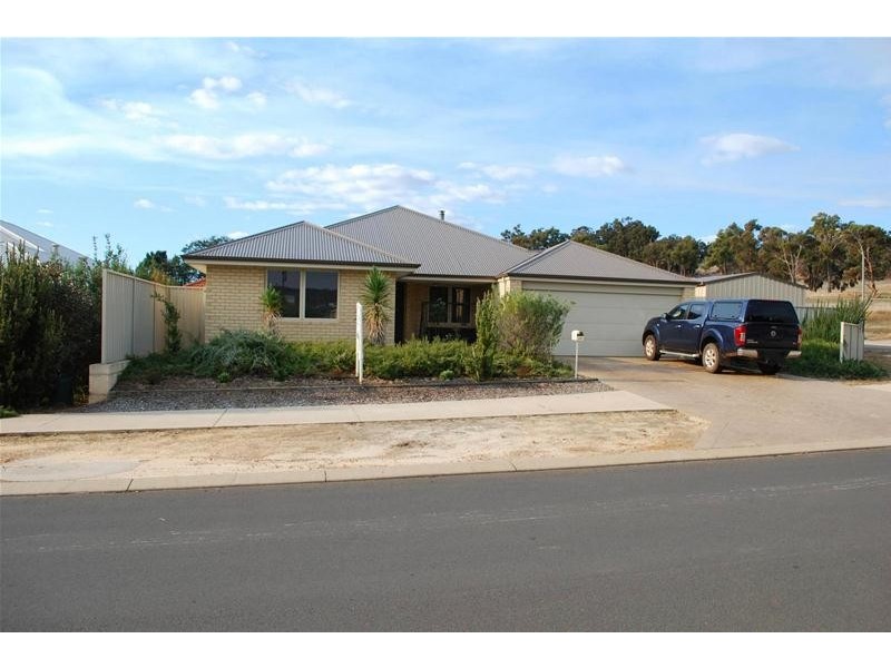 14 Forrest Street, Boddington WA 6390
