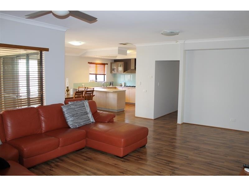 18 Chyverton Corner, Erskine WA 6210