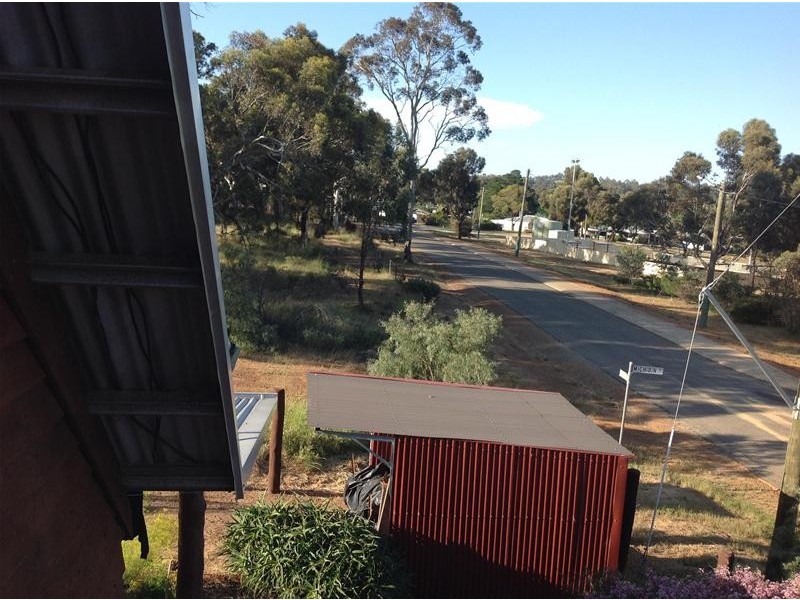 20 Down Street, Wandering WA 6308