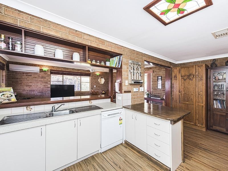 26 Kingfisher Drive, North Yunderup WA 6208