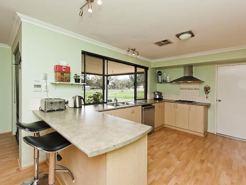 19 Coral Park Drive, North Dandalup WA 6207