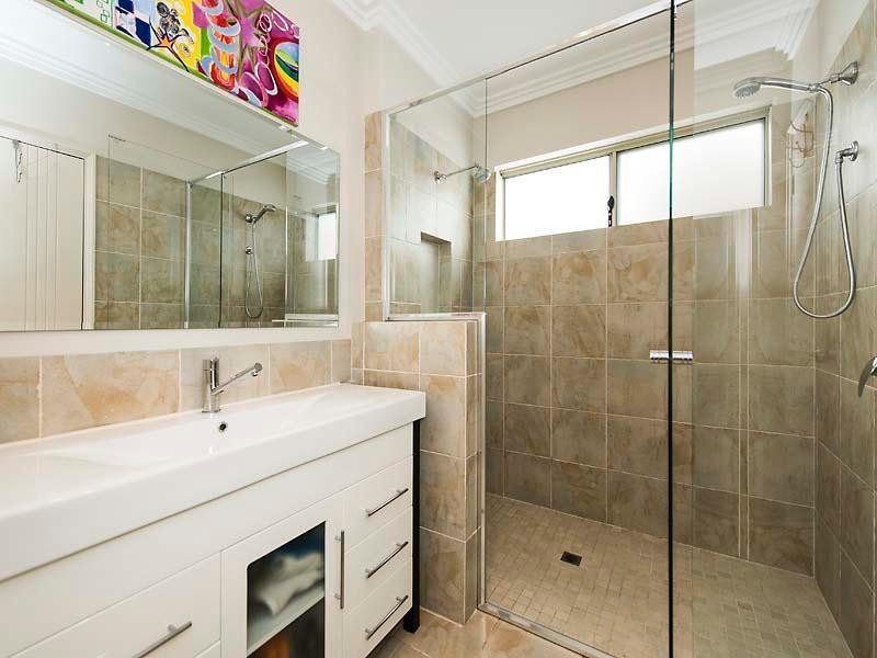 22 Sun Land Avenue, South Yunderup WA 6208