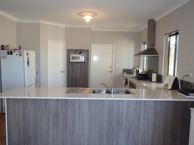 1 Chestnut Street, Pinjarra WA 6208