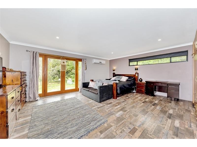 218 Holyoake Road, Dwellingup WA 6213