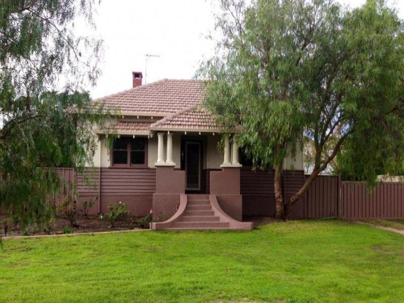 30 South West Highway, Waroona WA 6215