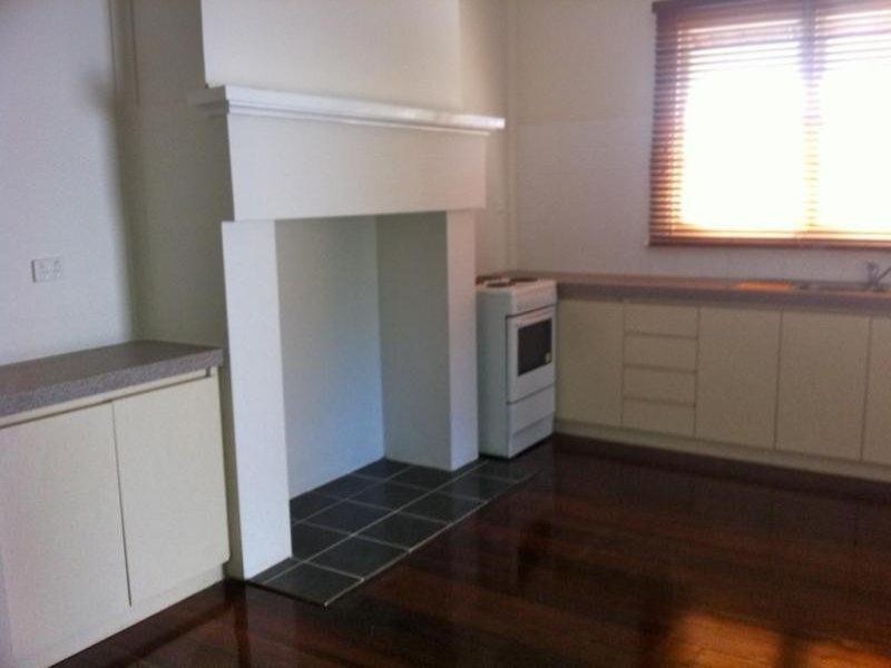 30 South West Highway, Waroona WA 6215