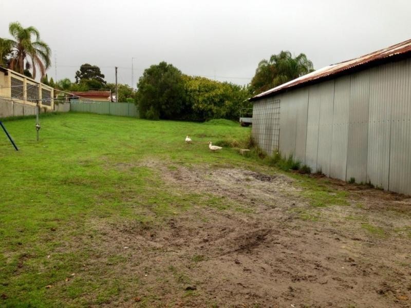 30 South West Highway, Waroona WA 6215