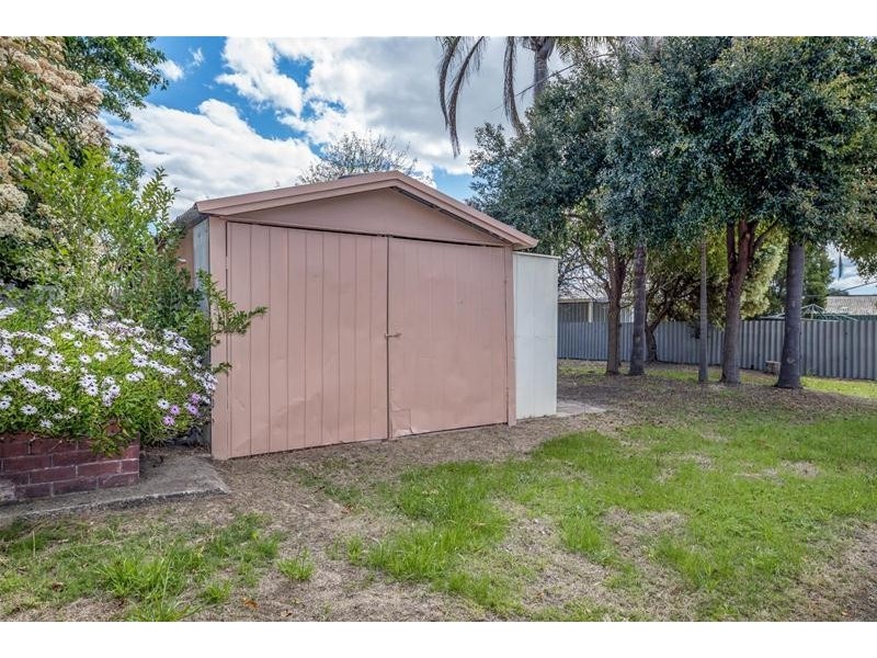 1 Carcoola Avenue, Pinjarra WA 6208