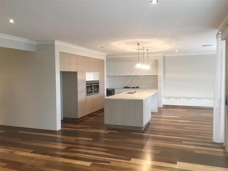 3 Barron Turn, South Yunderup WA 6208