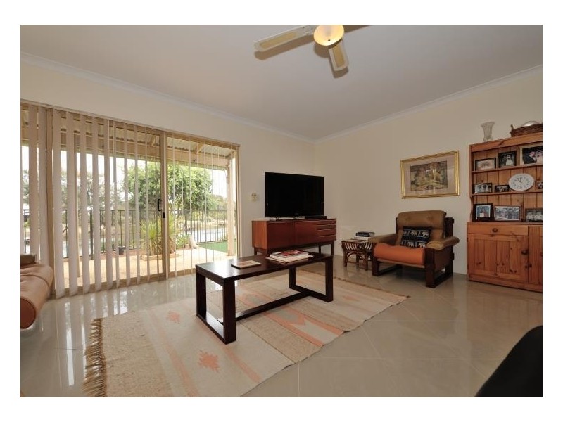 47 Delta Drive, South Yunderup WA 6208