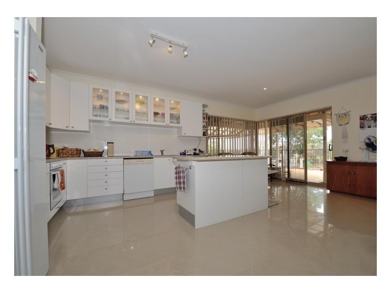 47 Delta Drive, South Yunderup WA 6208