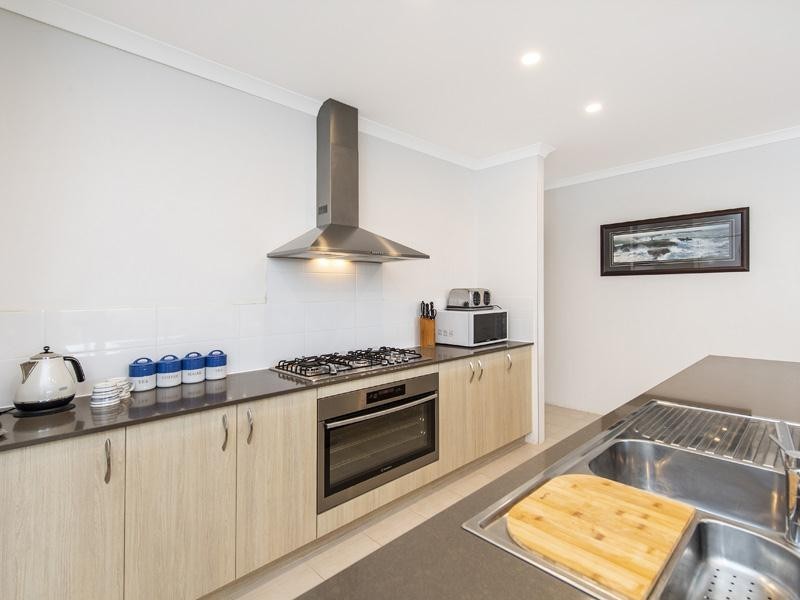 86 Weewar Circuit, South Yunderup WA 6208