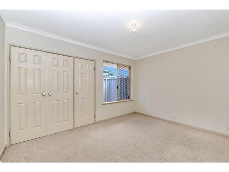 2/23 Hall Street, Mandurah WA 6210