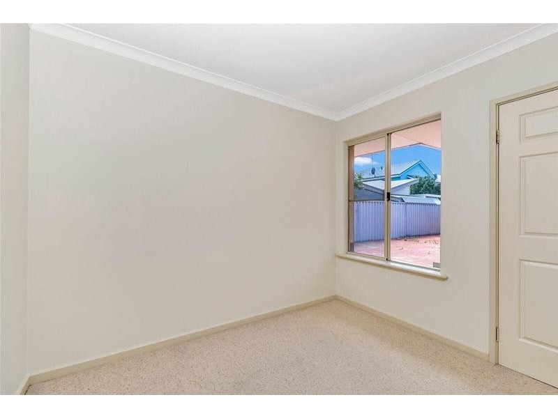 2/23 Hall Street, Mandurah WA 6210
