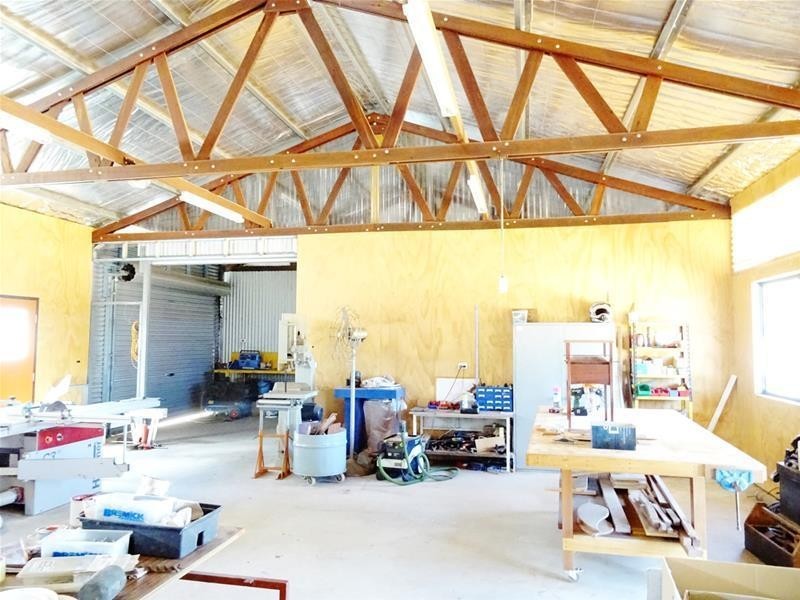 32 Nanga Brook Road, Waroona WA 6215