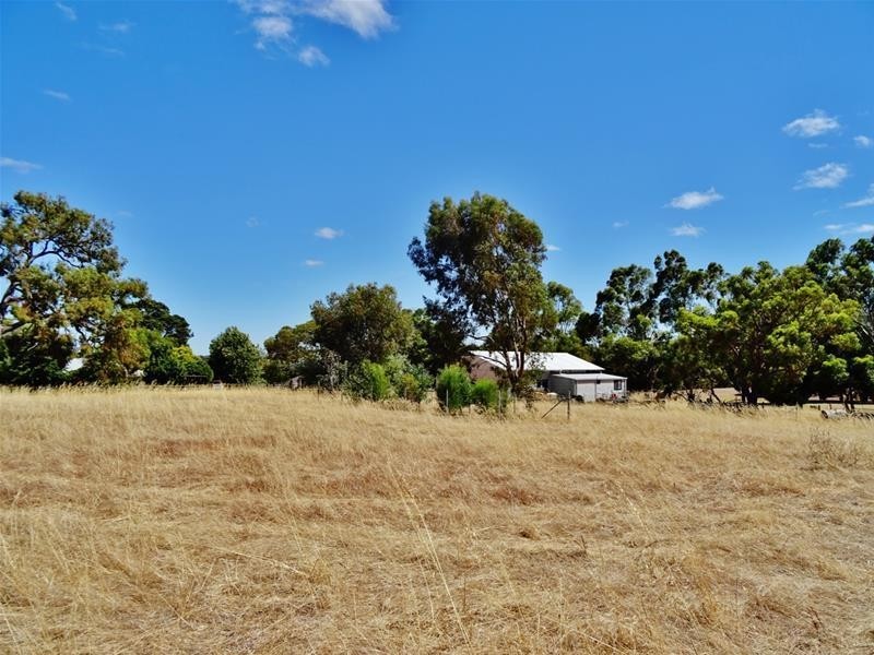 32 Nanga Brook Road, Waroona WA 6215