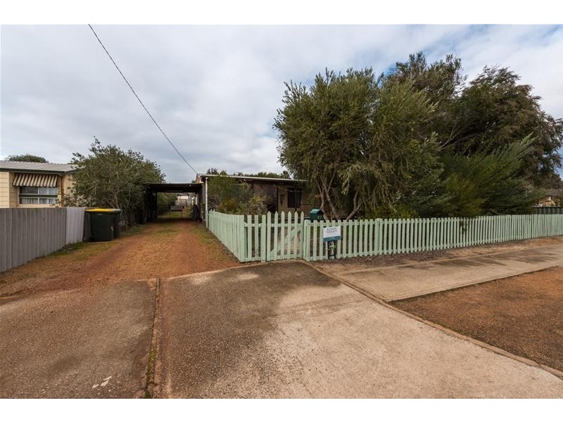 37 Johnstone Street, Boddington WA 6390