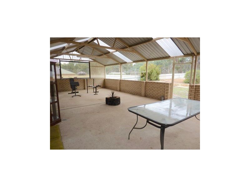 5 Blue Gum Close, Boddington WA 6390