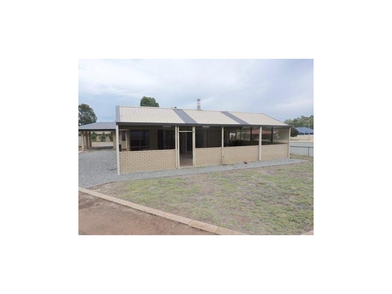 5 Blue Gum Close, Boddington WA 6390