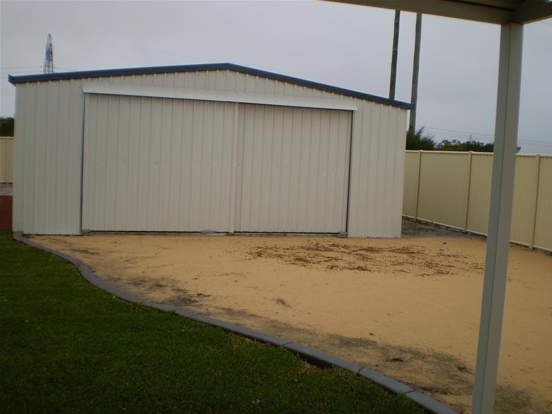 87 Country Road, Pinjarra WA 6208