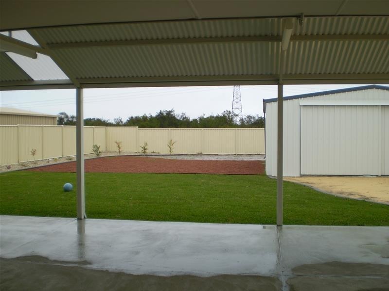 87 Country Road, Pinjarra WA 6208