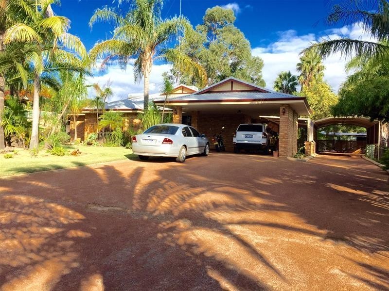 17 McDowell Street, Waroona WA 6215