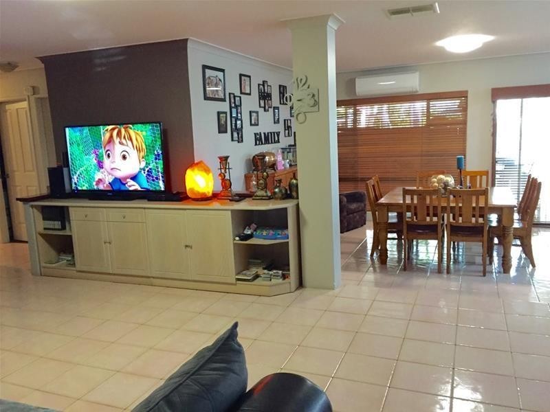 17 McDowell Street, Waroona WA 6215