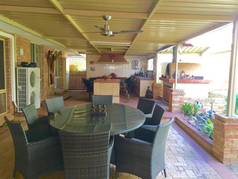 17 McDowell Street, Waroona WA 6215