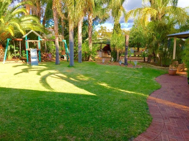17 McDowell Street, Waroona WA 6215