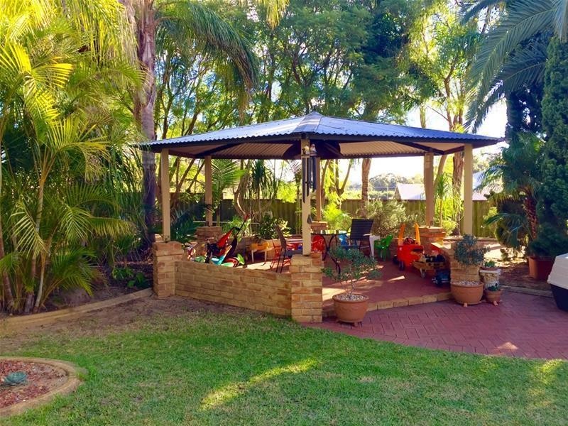 17 McDowell Street, Waroona WA 6215