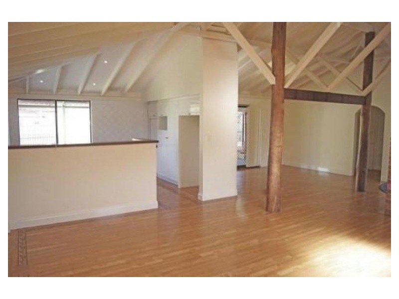 2 First Street, Pinjarra WA 6208