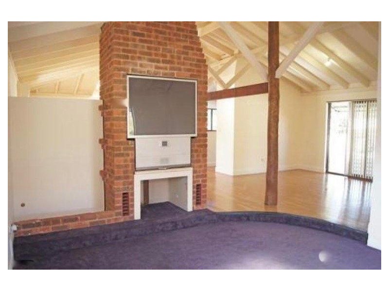 2 First Street, Pinjarra WA 6208