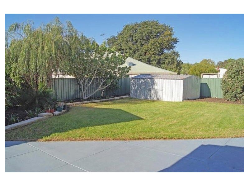 2 First Street, Pinjarra WA 6208
