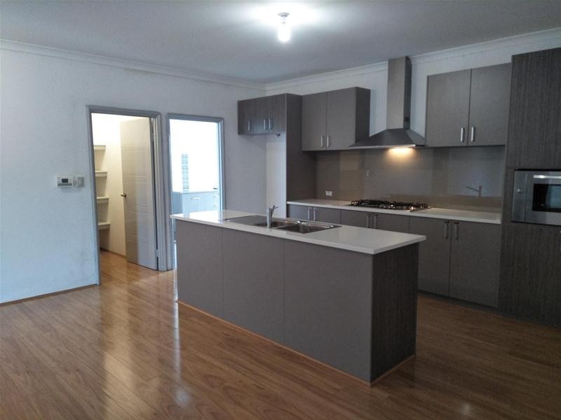 11 Fenians Pass, South Yunderup WA 6208