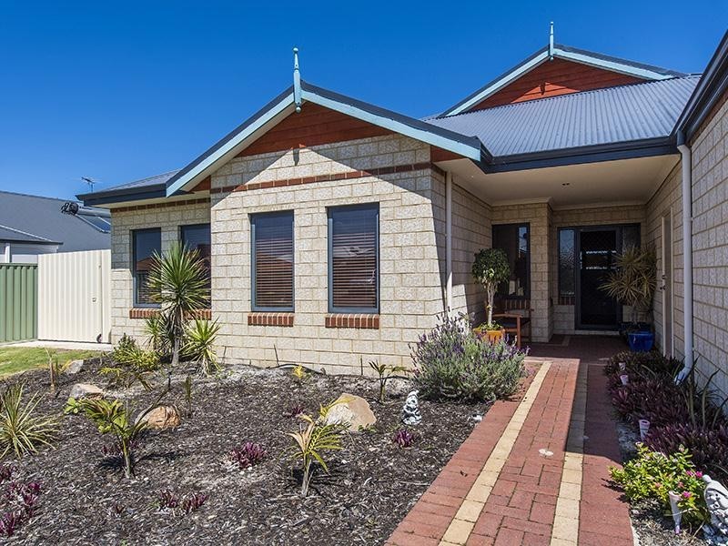 27 Bibbulmun Meander, Ravenswood WA 6208