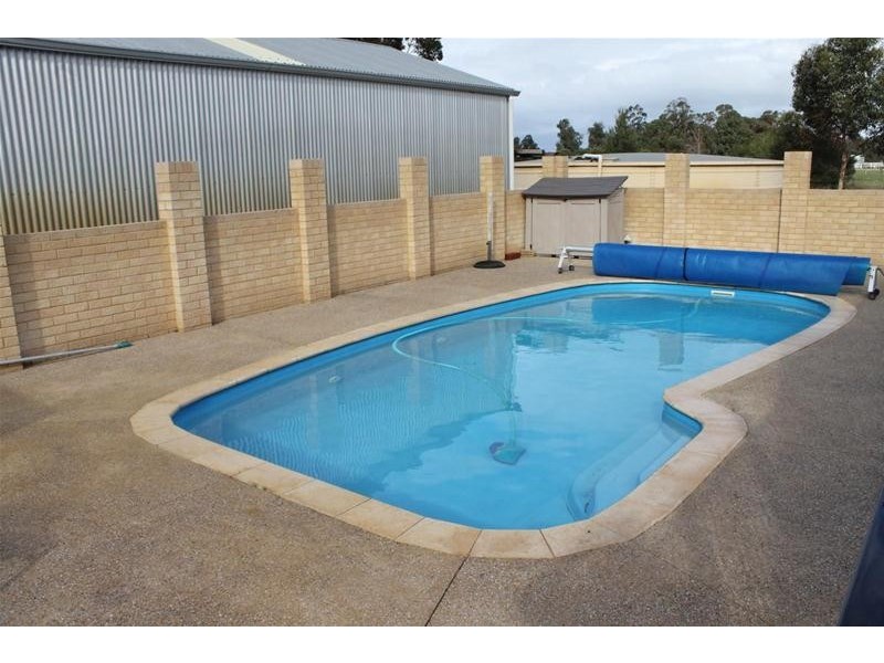 30 Paperbark Place, West Pinjarra WA 6208