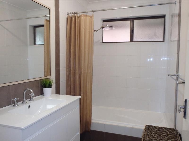 12 Nuytsia Place, Pinjarra WA 6208