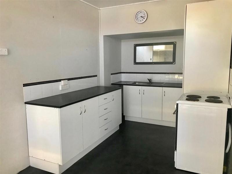 13 Jackson Street, Waroona WA 6215