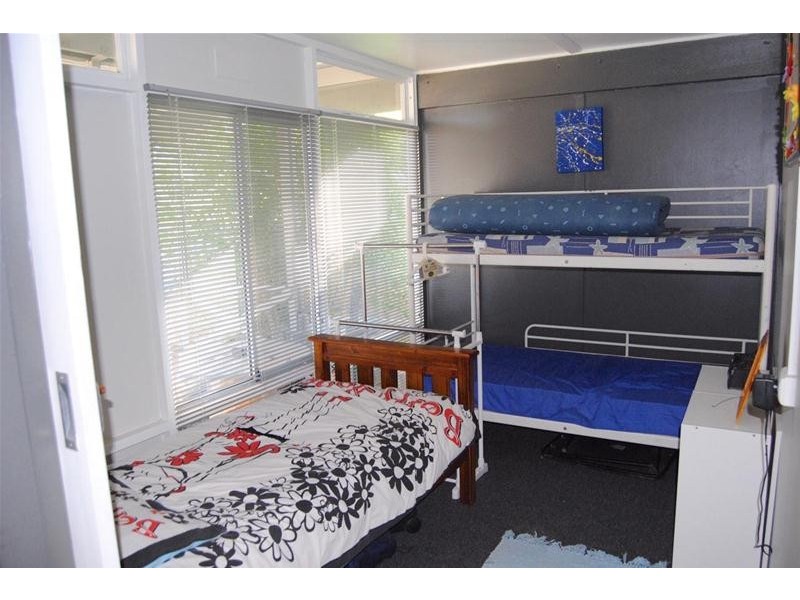 13 Jackson Street, Waroona WA 6215