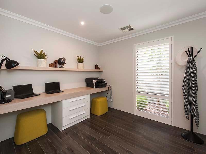 1 Dutton Gardens, South Yunderup WA 6208