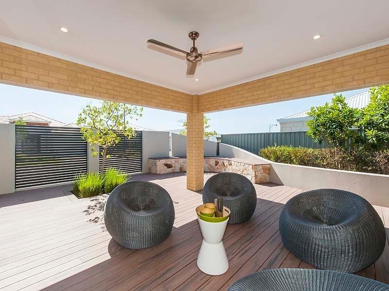 1 Dutton Gardens, South Yunderup WA 6208