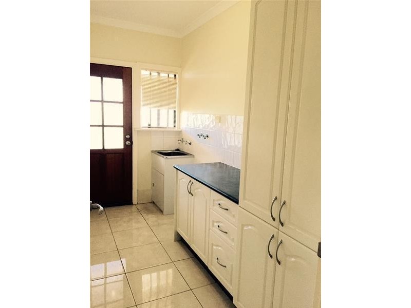 27 Thatcher Street, Waroona WA 6215