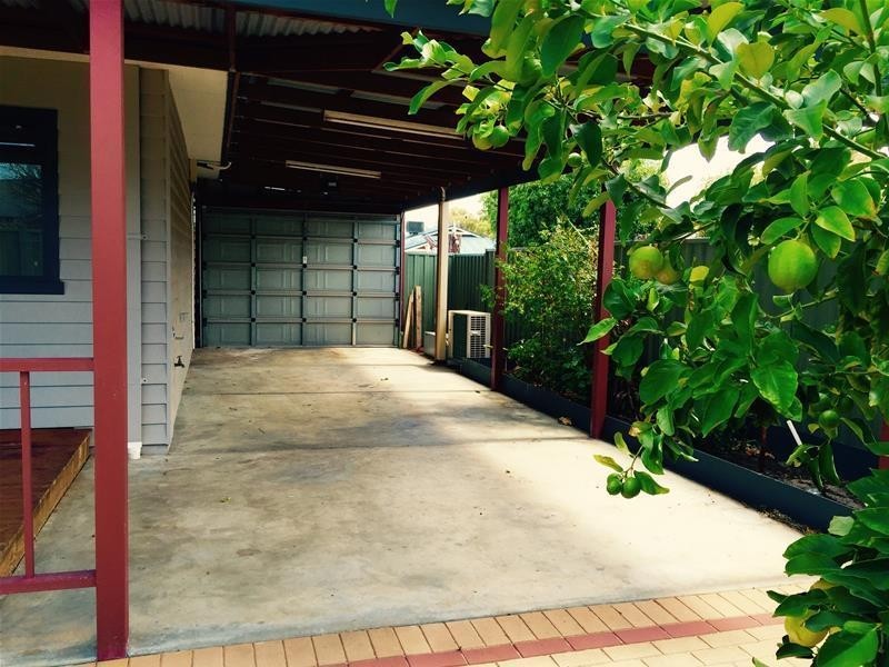 27 Thatcher Street, Waroona WA 6215