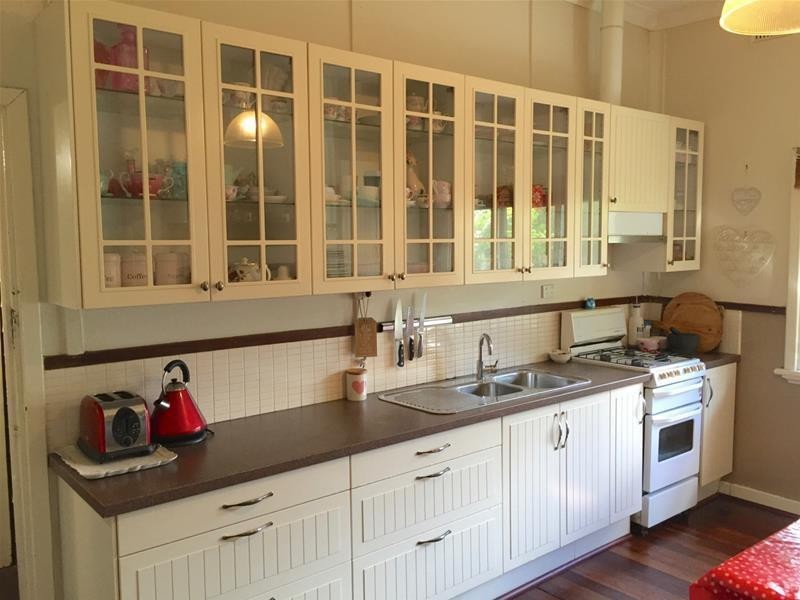 4 Sollya Crescent, Dwellingup WA 6213