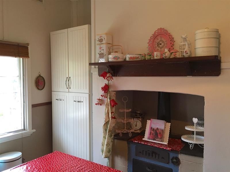 4 Sollya Crescent, Dwellingup WA 6213