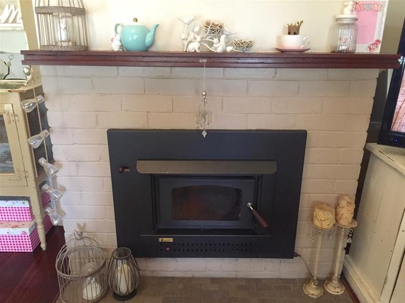 4 Sollya Crescent, Dwellingup WA 6213